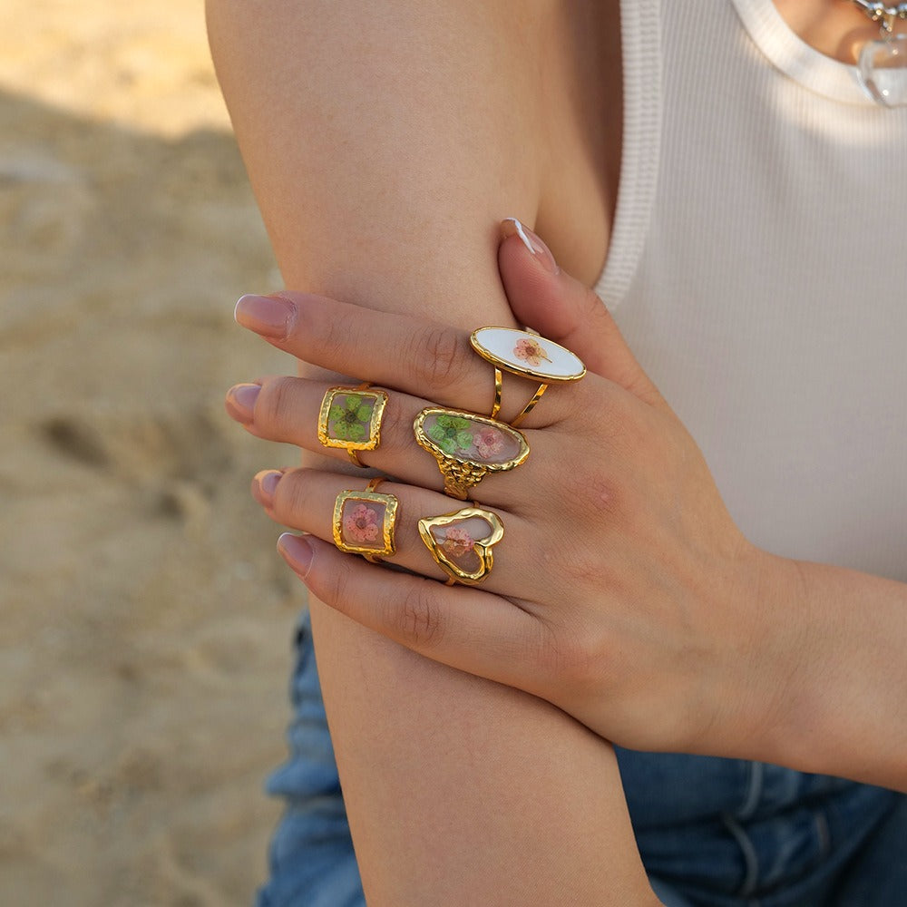 Eternal Flower Ring