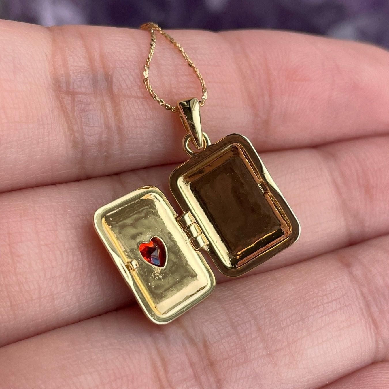 Love Zircon Book Frame Openable Necklace